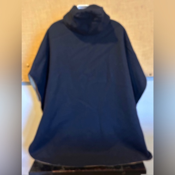 Vintage 1950’s Selvy Fur Company tan canvas navy wool Reversible Hooded Cape OS - Picture 3 of 11